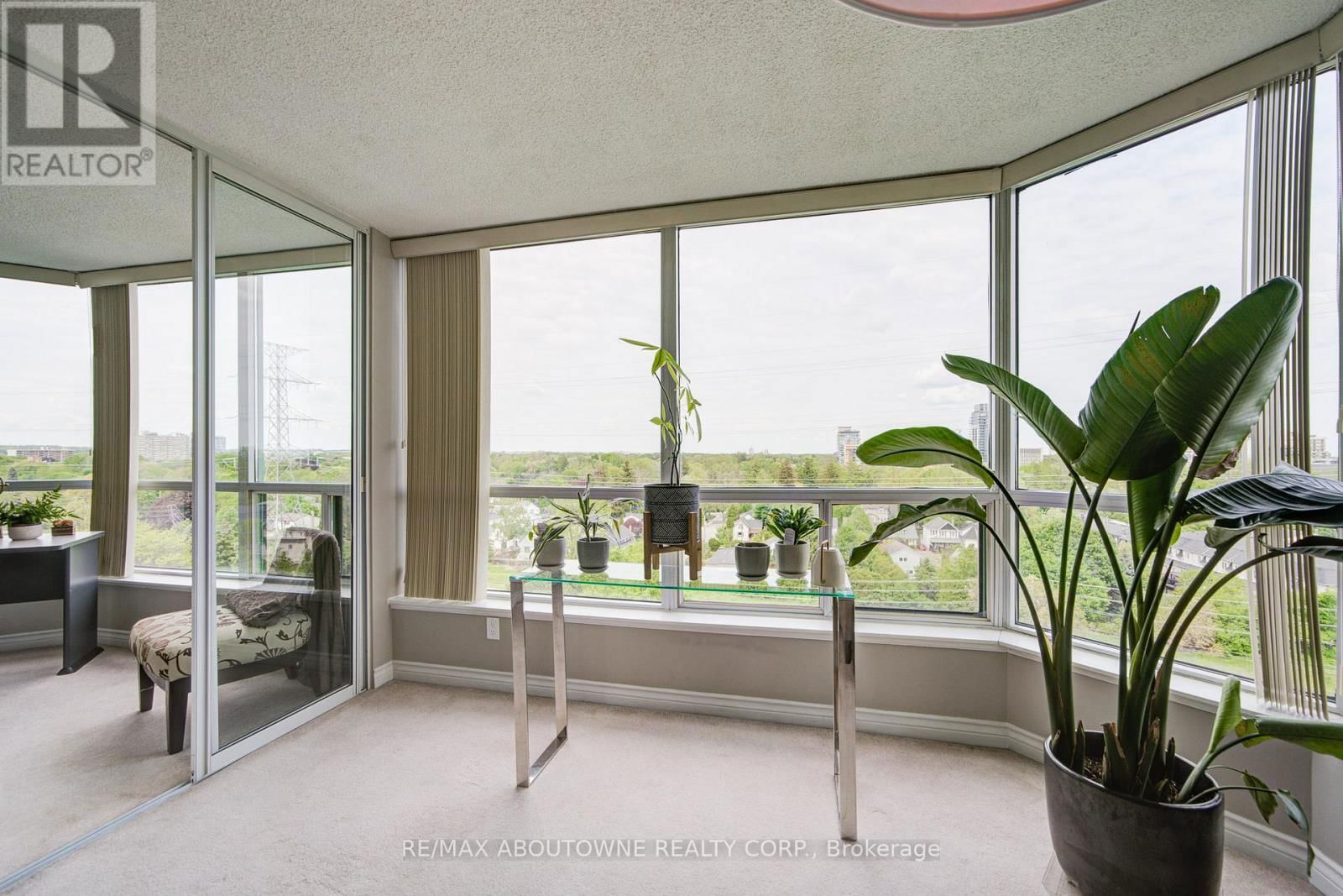 1008 - 1276 MAPLE CROSSING BOULEVARD Image 18