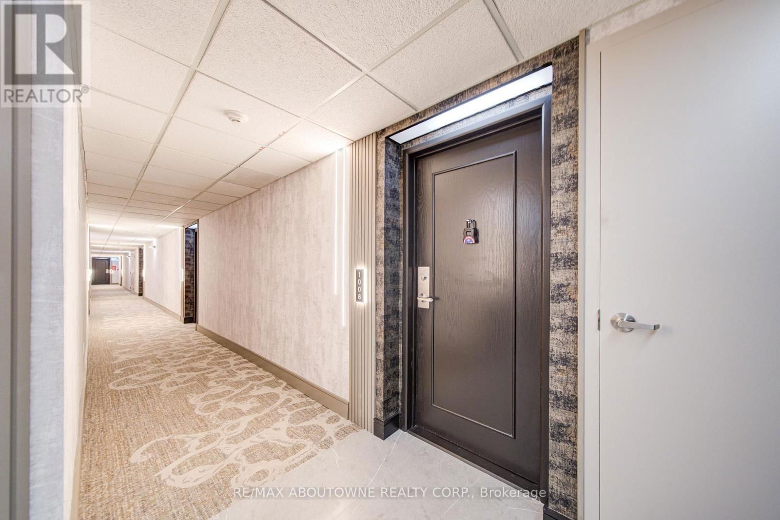 1008 - 1276 MAPLE CROSSING BOULEVARD Image 4
