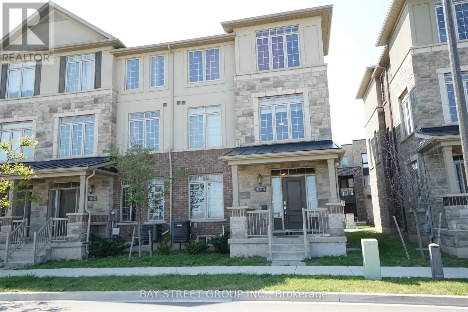 14 - 3026 POSTRIDGE DRIVE Image 1
