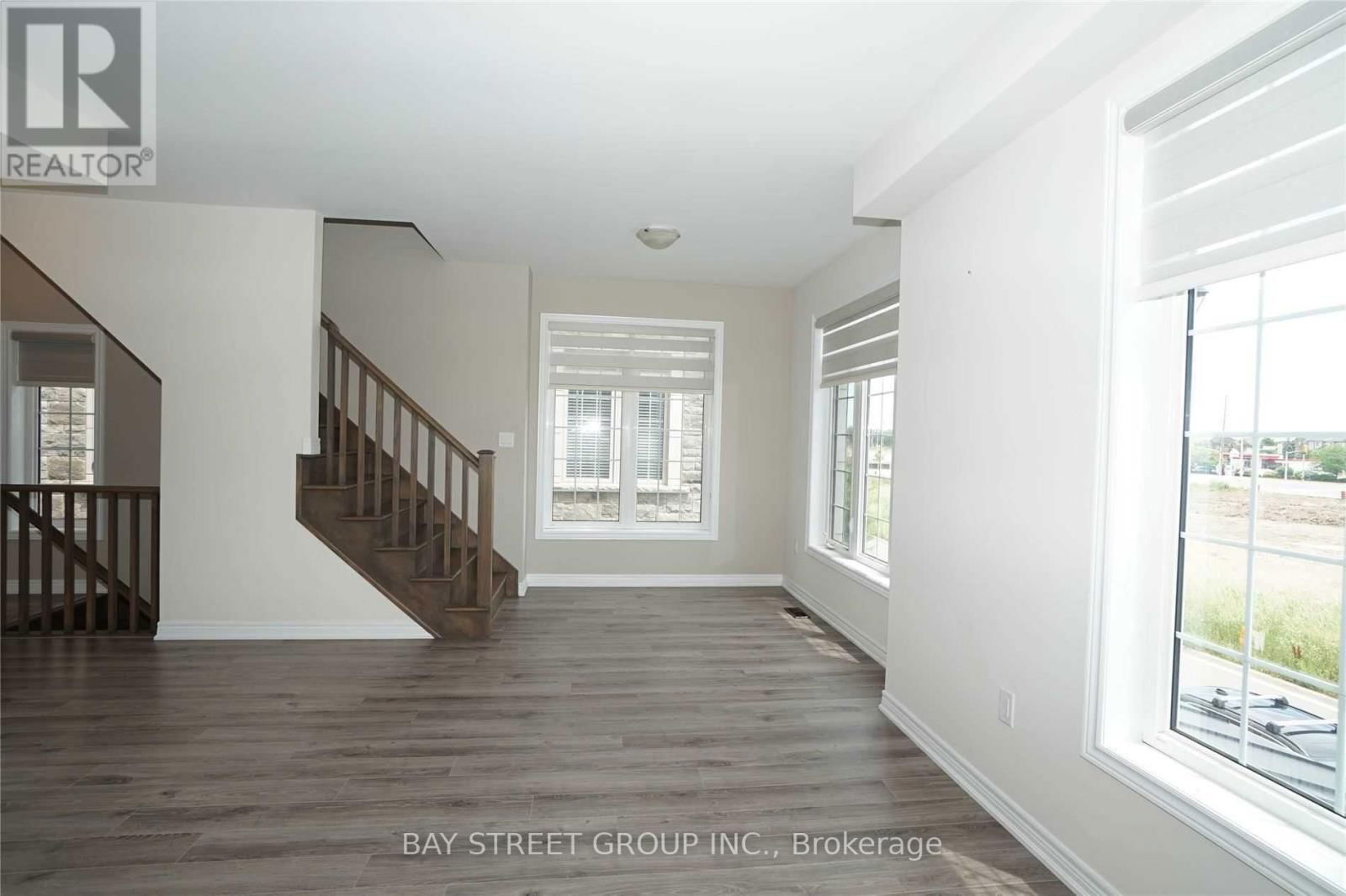 14 - 3026 POSTRIDGE DRIVE Image 18