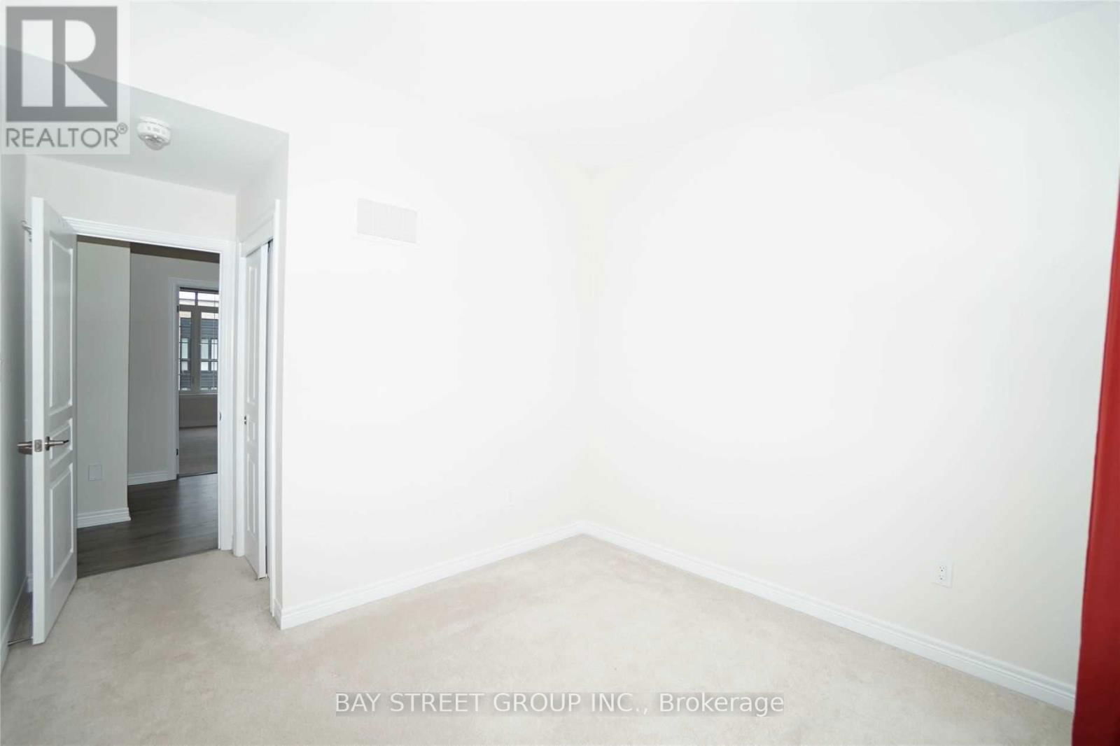 14 - 3026 POSTRIDGE DRIVE Image 32