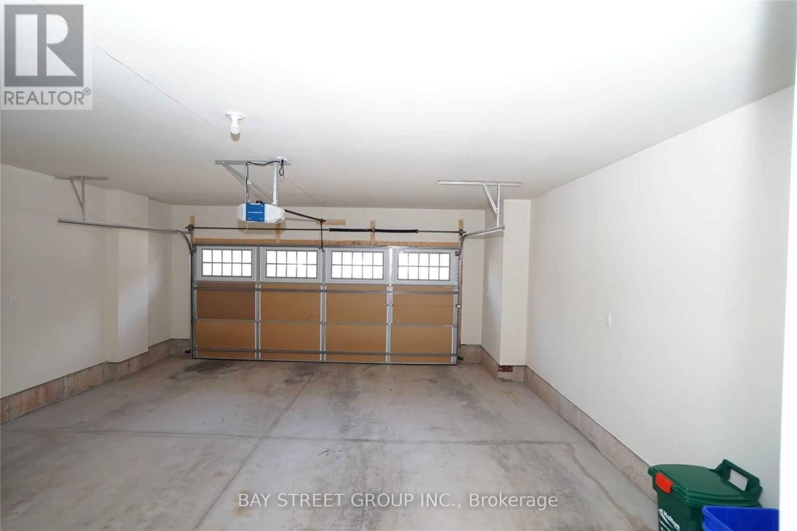 14 - 3026 POSTRIDGE DRIVE Image 33