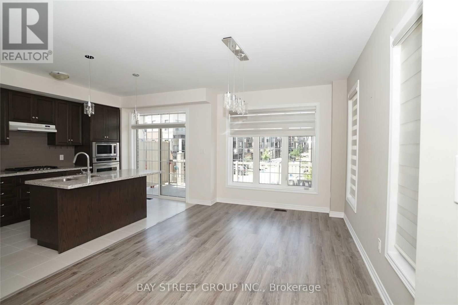 14 - 3026 POSTRIDGE DRIVE Image 7