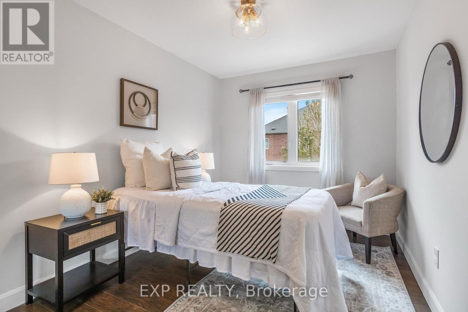 768 DOW LANDING STREET Image 16