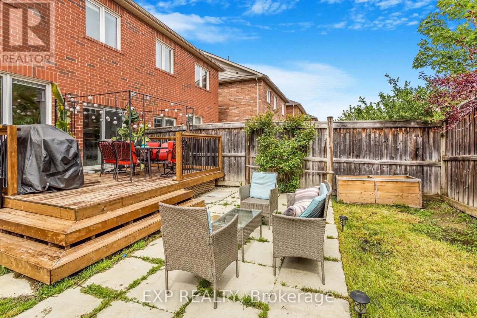 768 DOW LANDING STREET Image 30