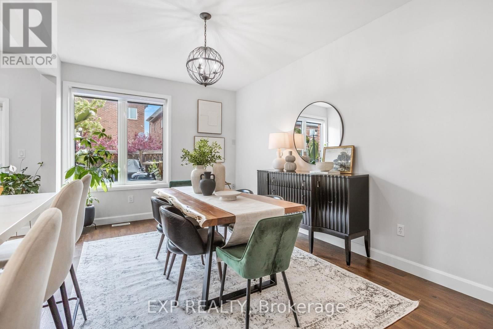 768 DOW LANDING STREET Image 6