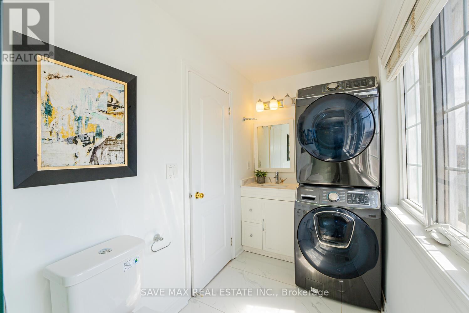 46 LOCKBURN CRESCENT Image 23