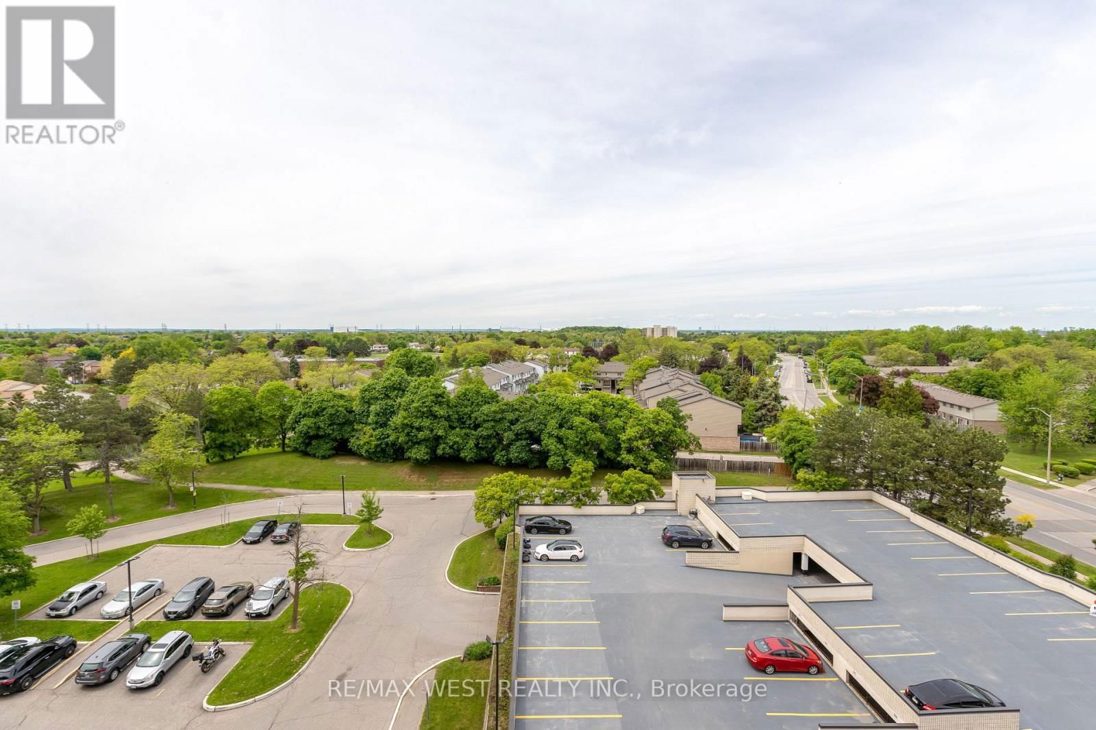 706 - 6720 GLEN ERIN DRIVE Image 24