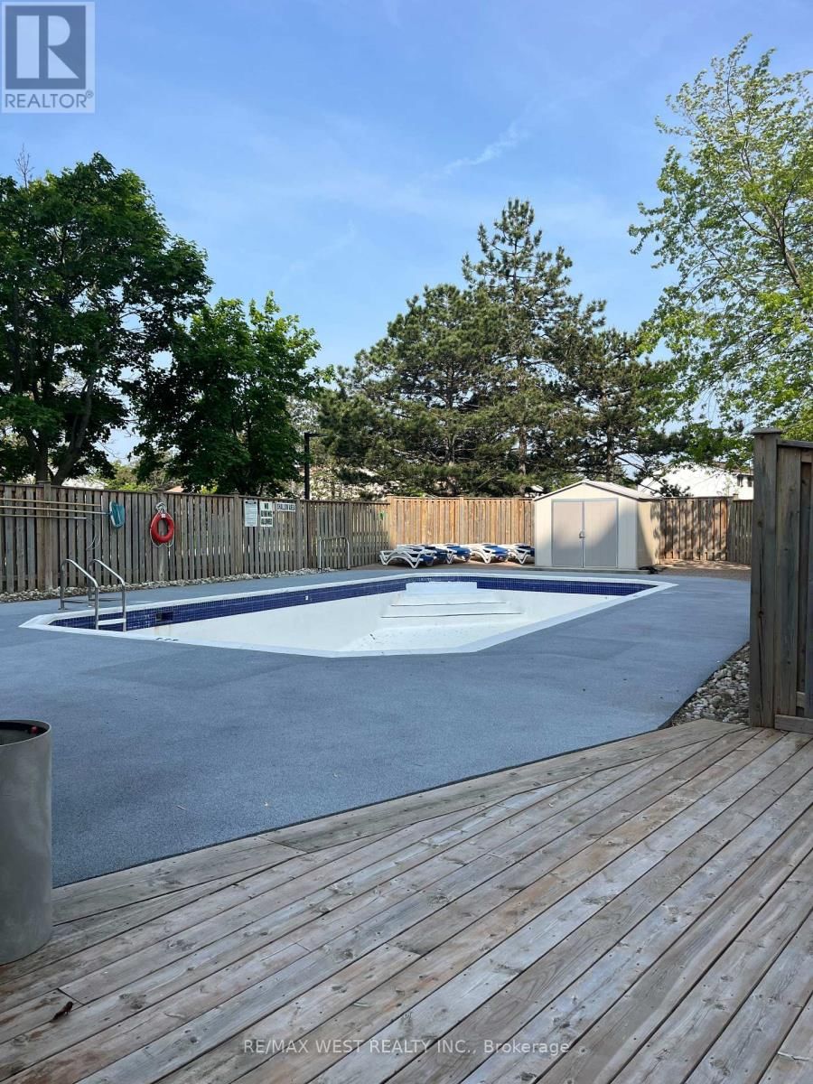 706 - 6720 GLEN ERIN DRIVE Image 31
