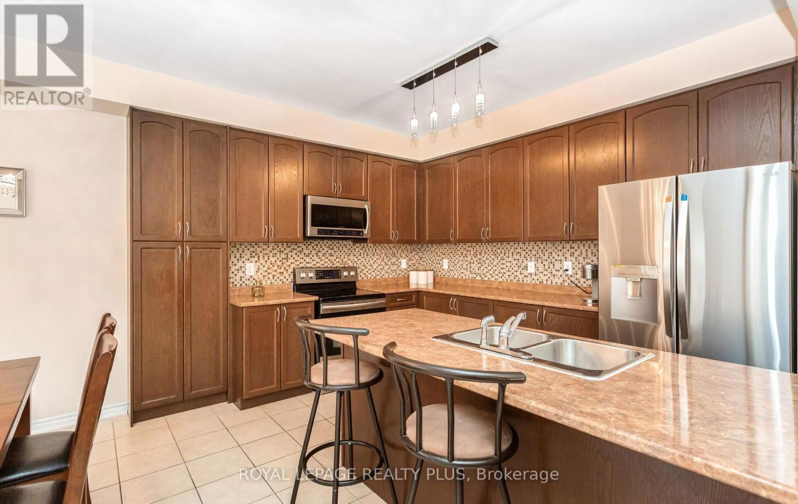 17 DADEN OAKS DRIVE Image 13