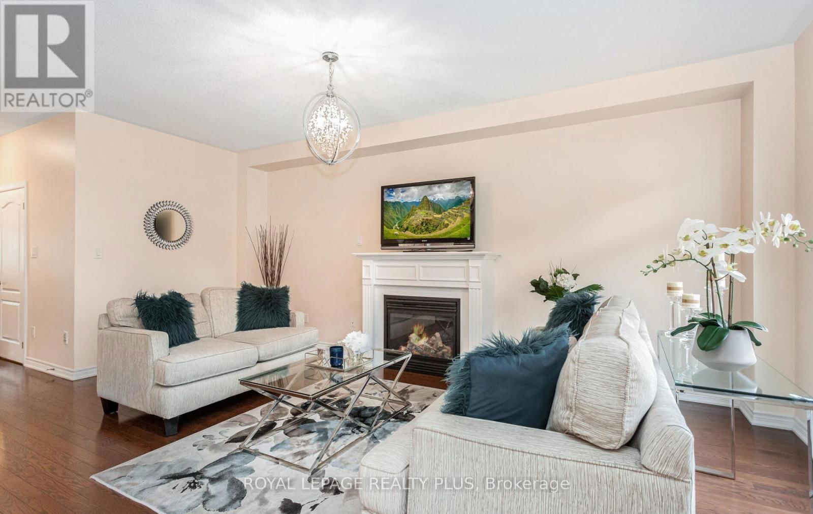 17 DADEN OAKS DRIVE Image 8