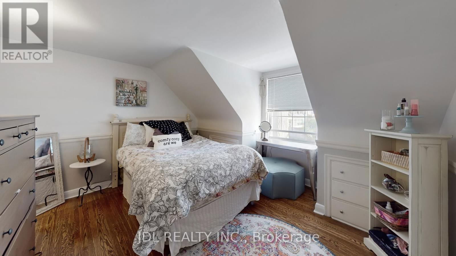 330 POPLAR DRIVE Image 17