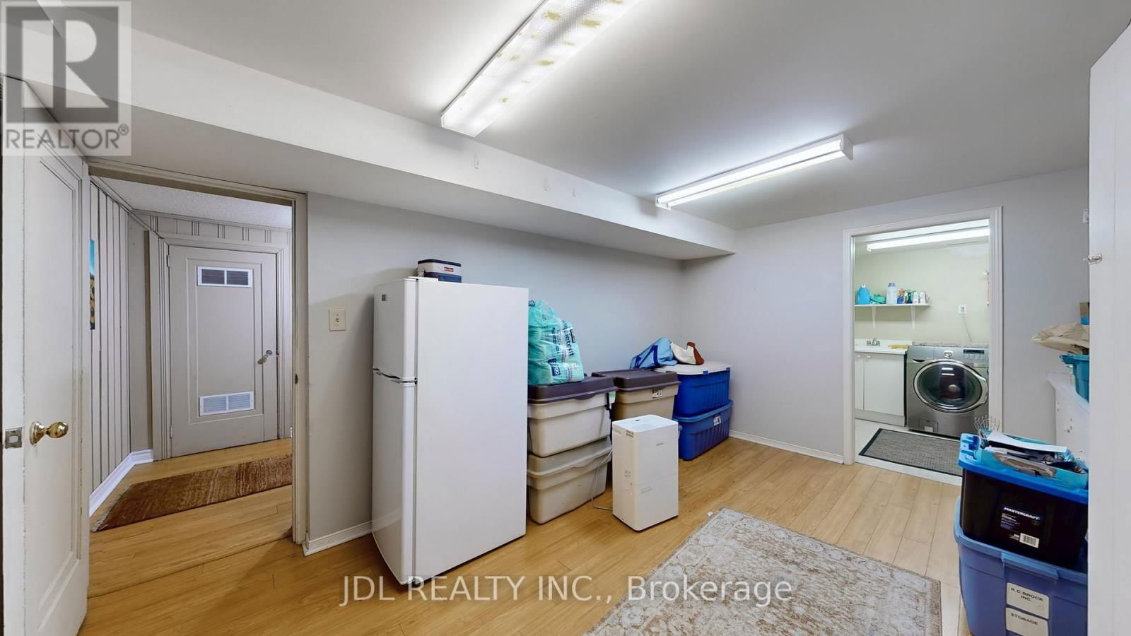 330 POPLAR DRIVE Image 22