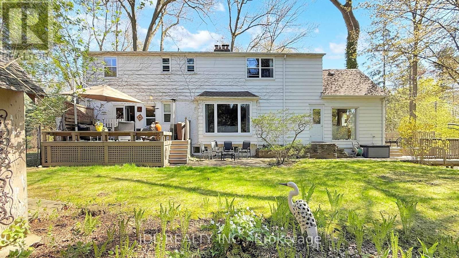330 POPLAR DRIVE Image 24