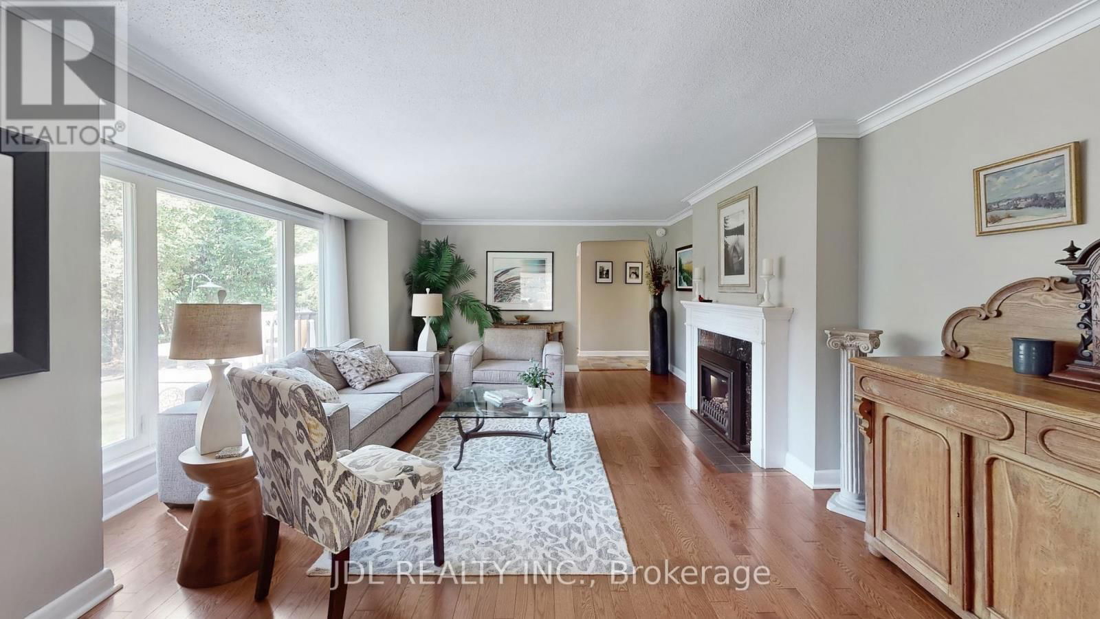 330 POPLAR DRIVE Image 3
