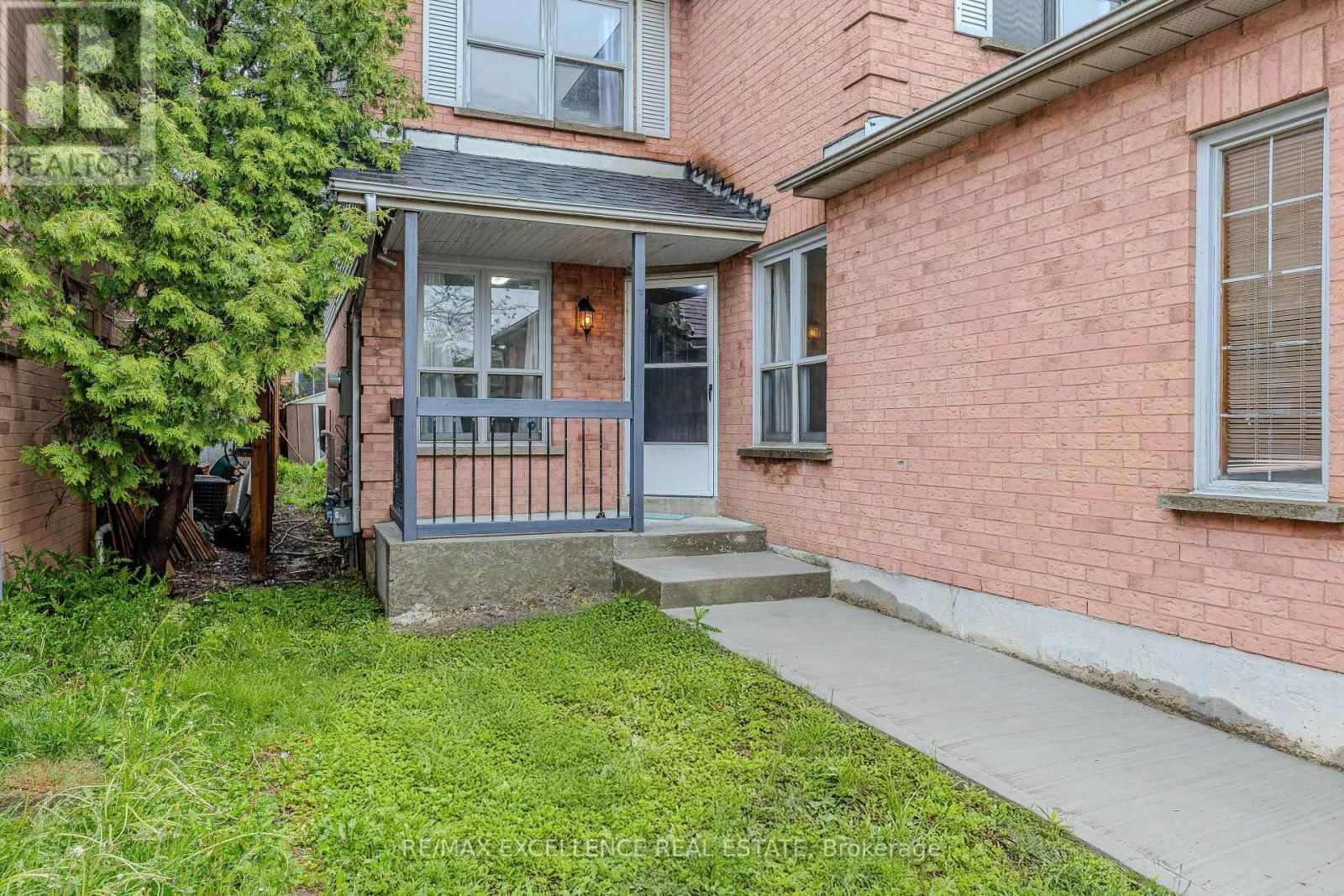 145 ECCLESTONE DRIVE Image 4
