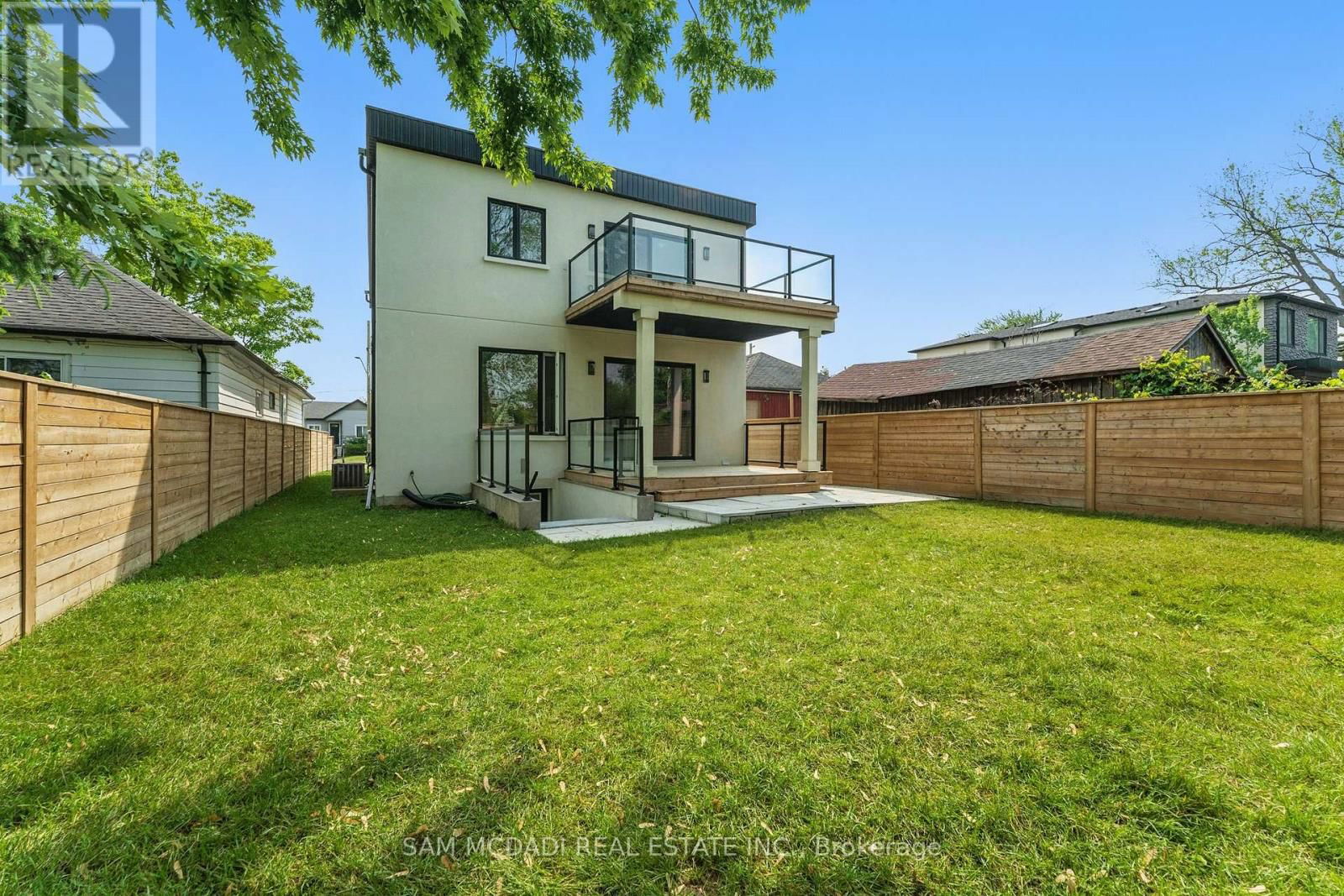 1037 MEREDITH AVENUE Image 46