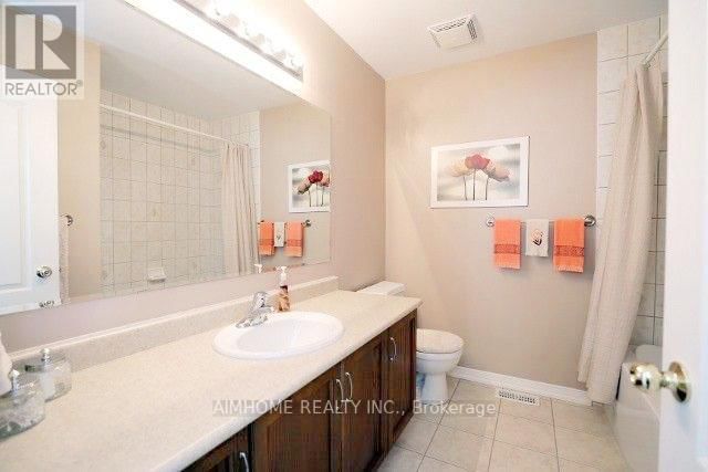 4198 FULLER CRESCENT Image 21