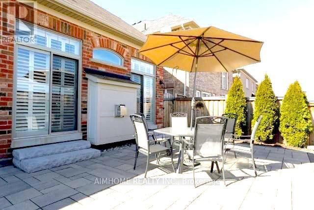 4198 FULLER CRESCENT Image 27