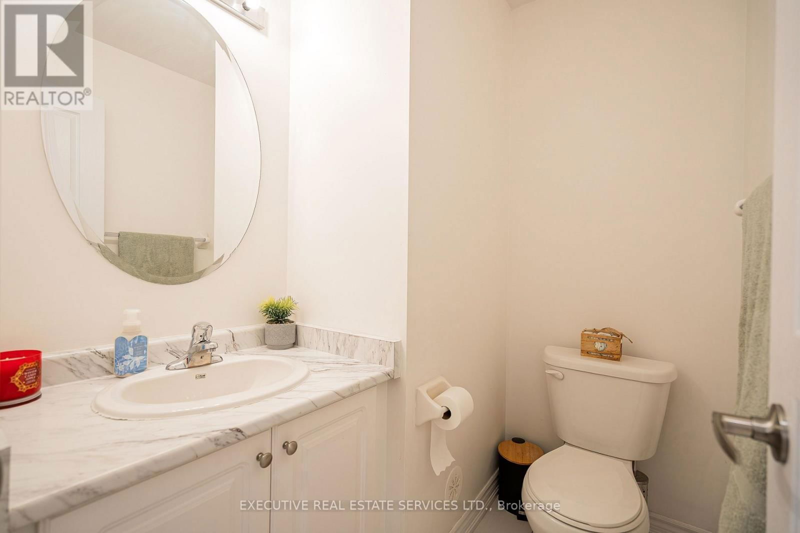 6 ABERCOVE CLOSE Image 16
