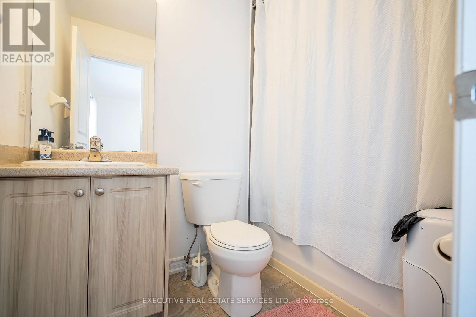 6 ABERCOVE CLOSE Image 23