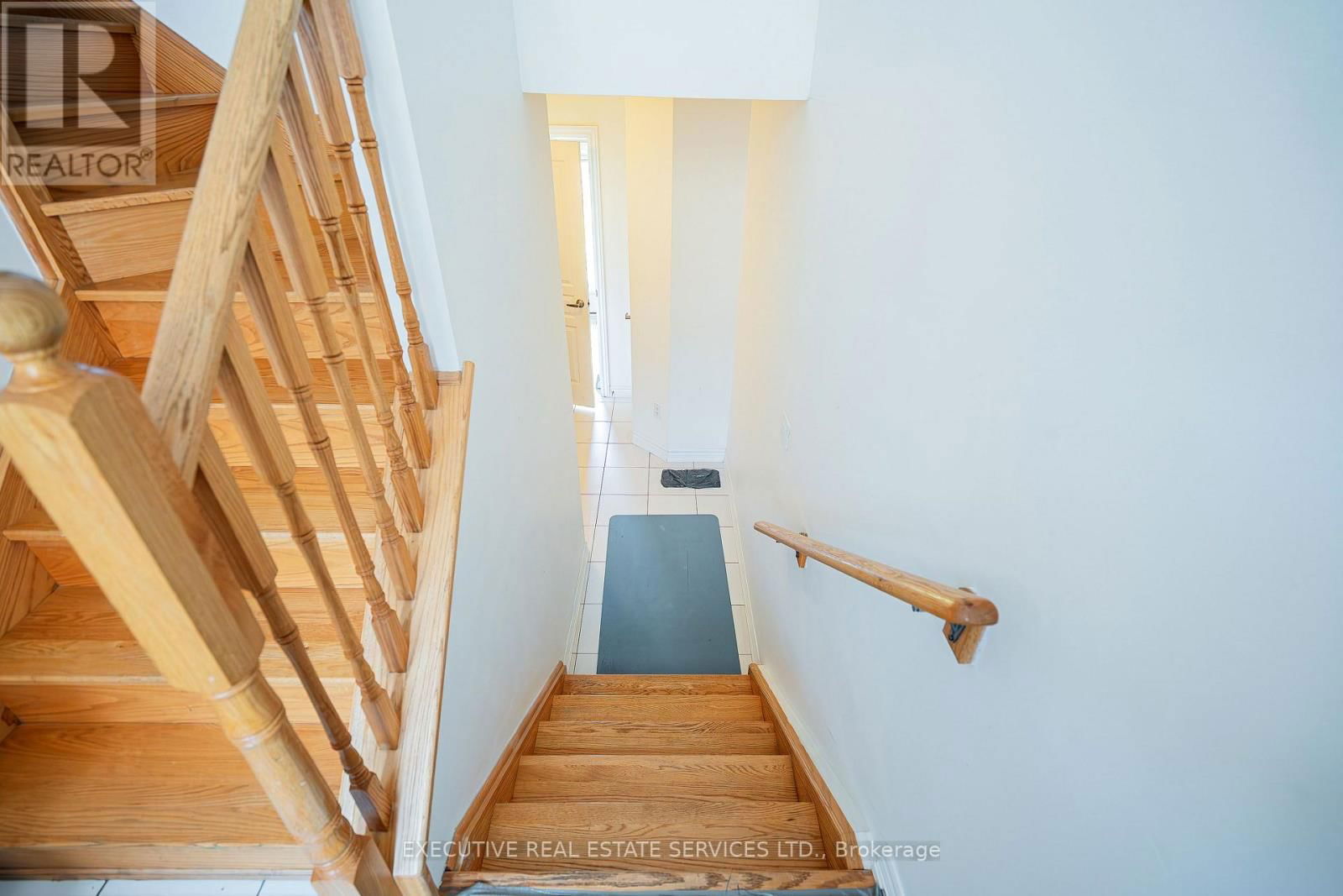 6 ABERCOVE CLOSE Image 32