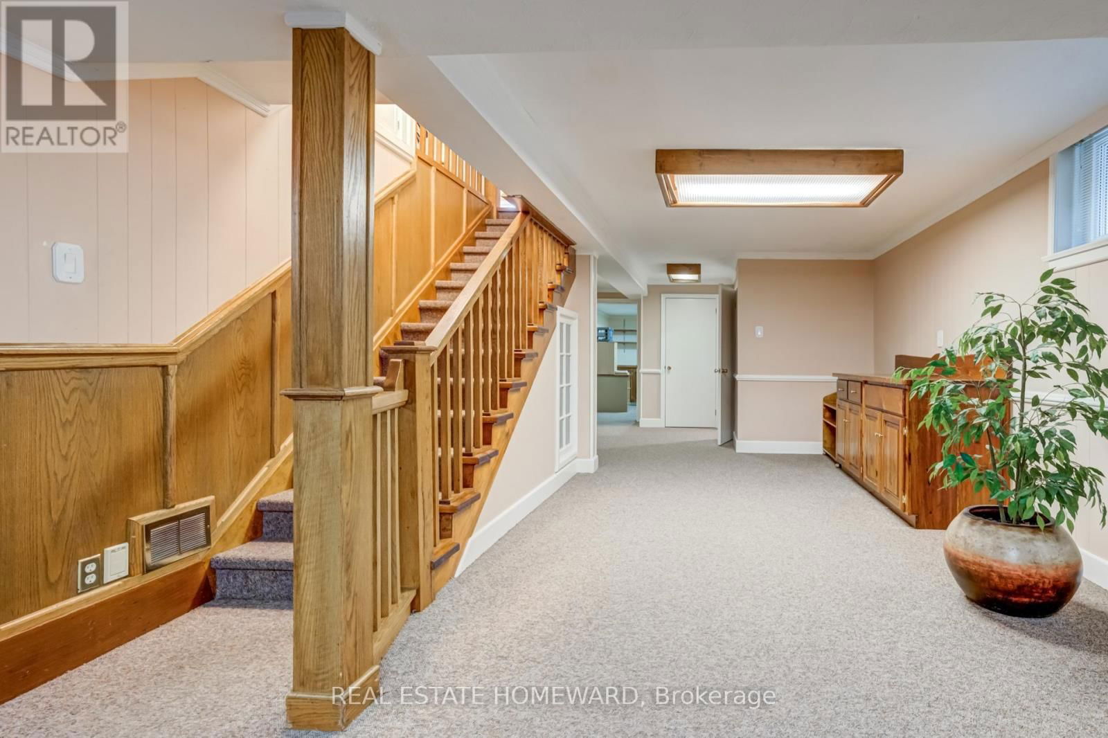 60 RAVENSBOURNE CRESCENT Image 29