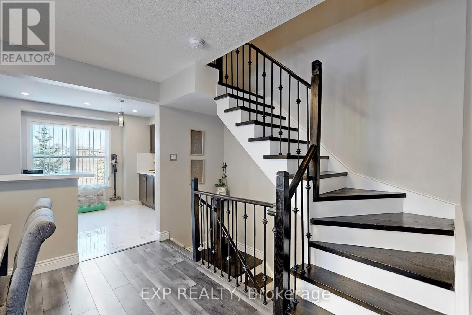 17 - 2531 NORTHAMPTON BOULEVARD Image 13