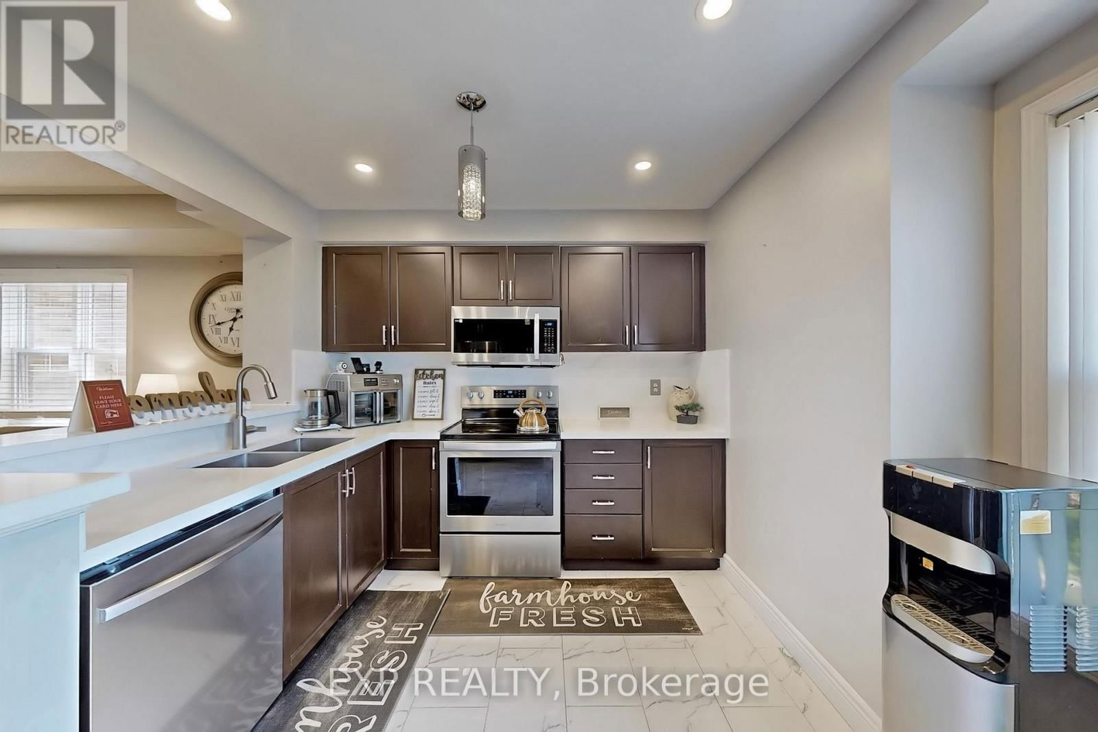 17 - 2531 NORTHAMPTON BOULEVARD Image 14