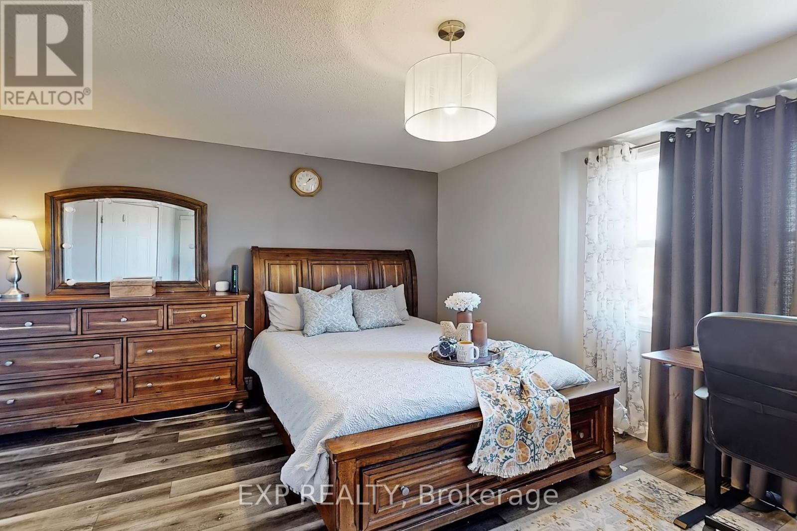 17 - 2531 NORTHAMPTON BOULEVARD Image 22