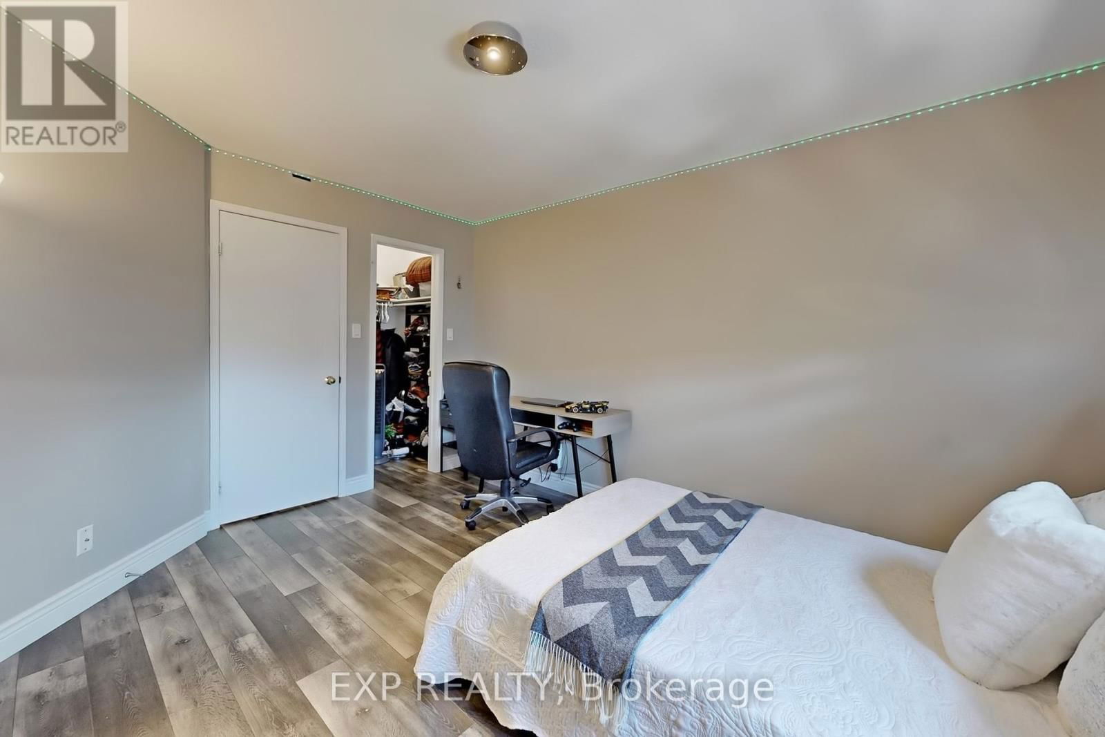 17 - 2531 NORTHAMPTON BOULEVARD Image 27