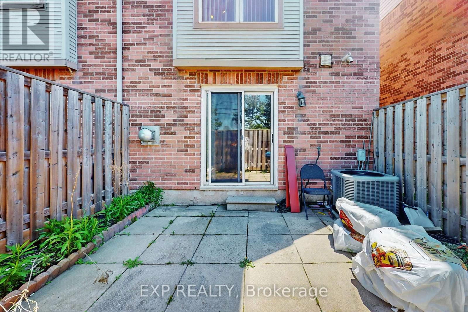 17 - 2531 NORTHAMPTON BOULEVARD Image 39