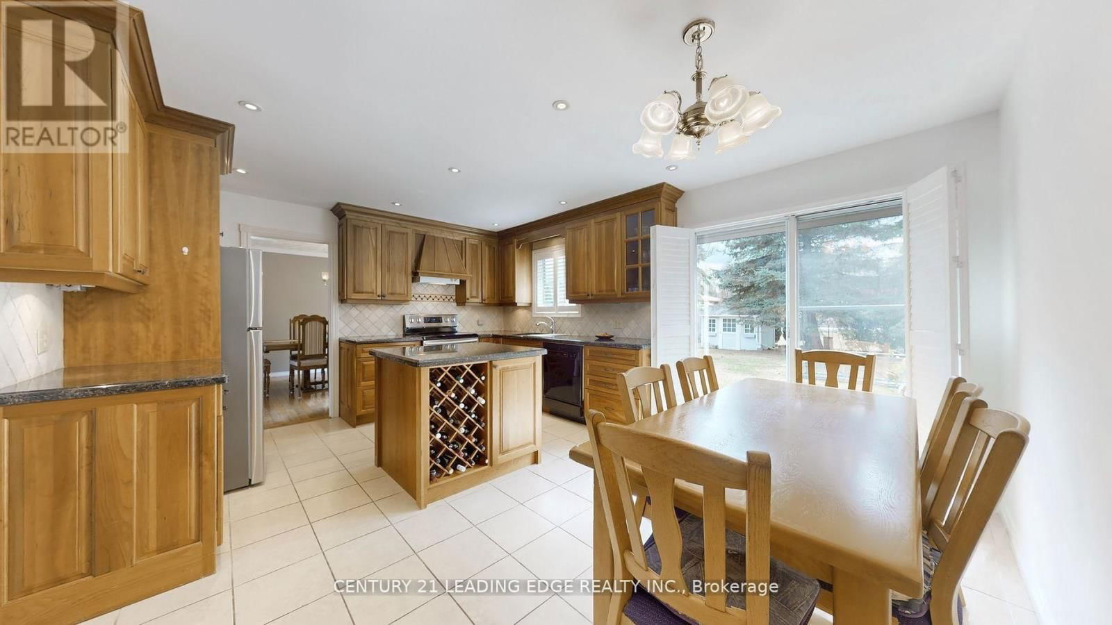 25 COLLEEN CRESCENT Image 25
