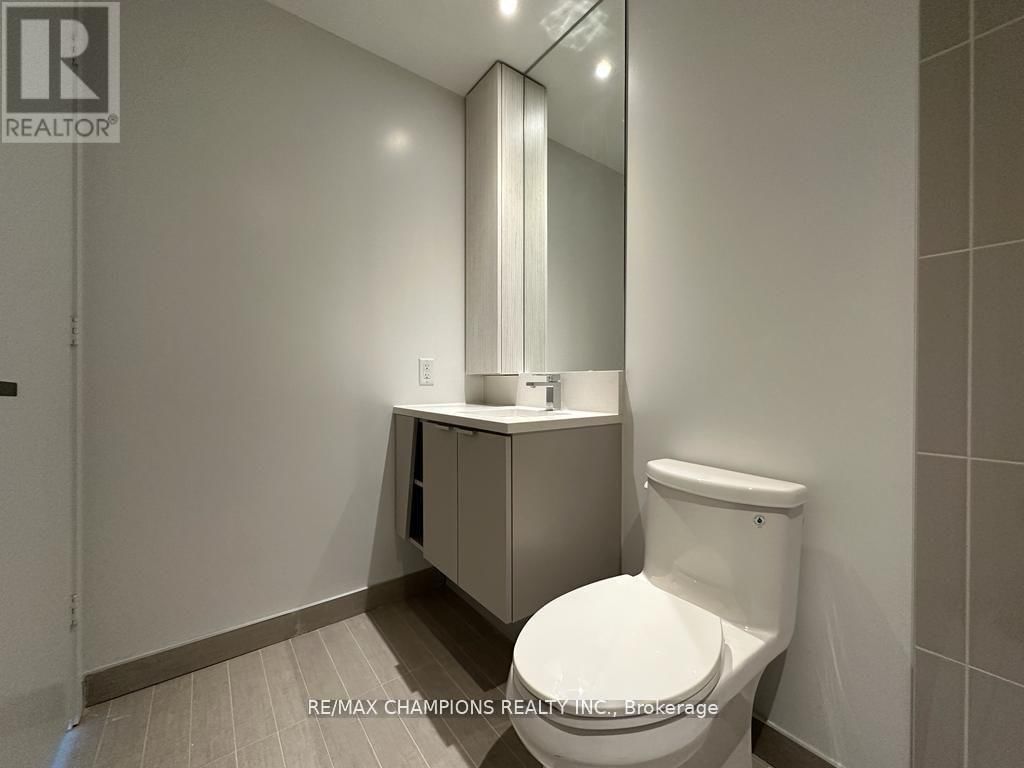 5905 - 3883 QUARTZ ROAD Image 14