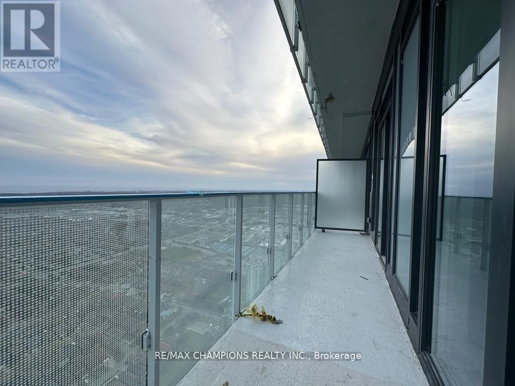 5905 - 3883 QUARTZ ROAD Image 19