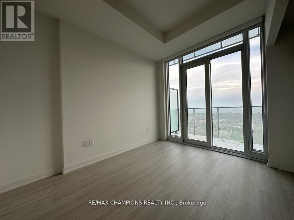 5905 - 3883 QUARTZ ROAD Image 5
