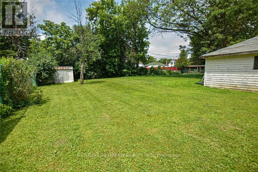 70 MCCAUL STREET Image 4
