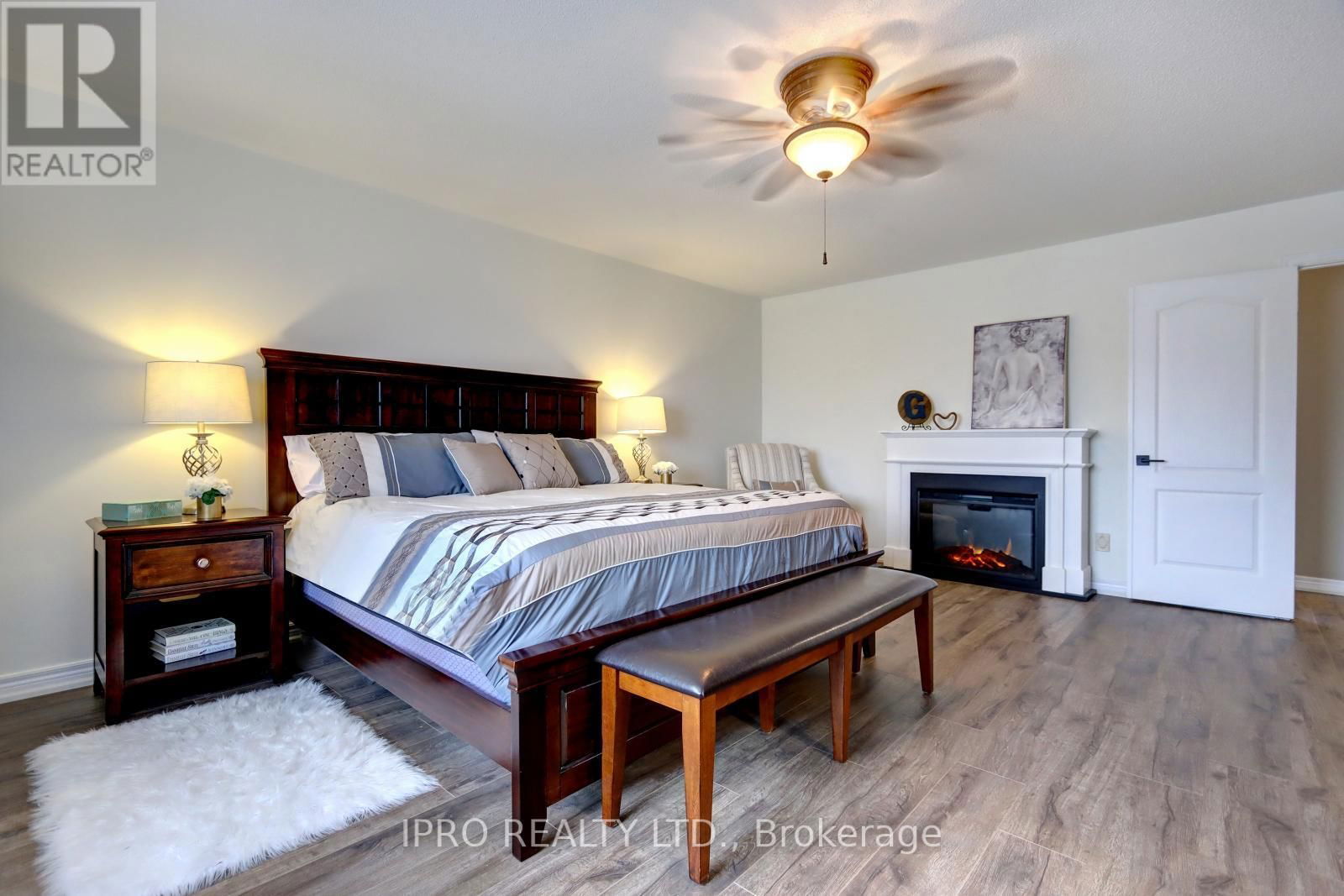 10 BERTON BOULEVARD Image 21