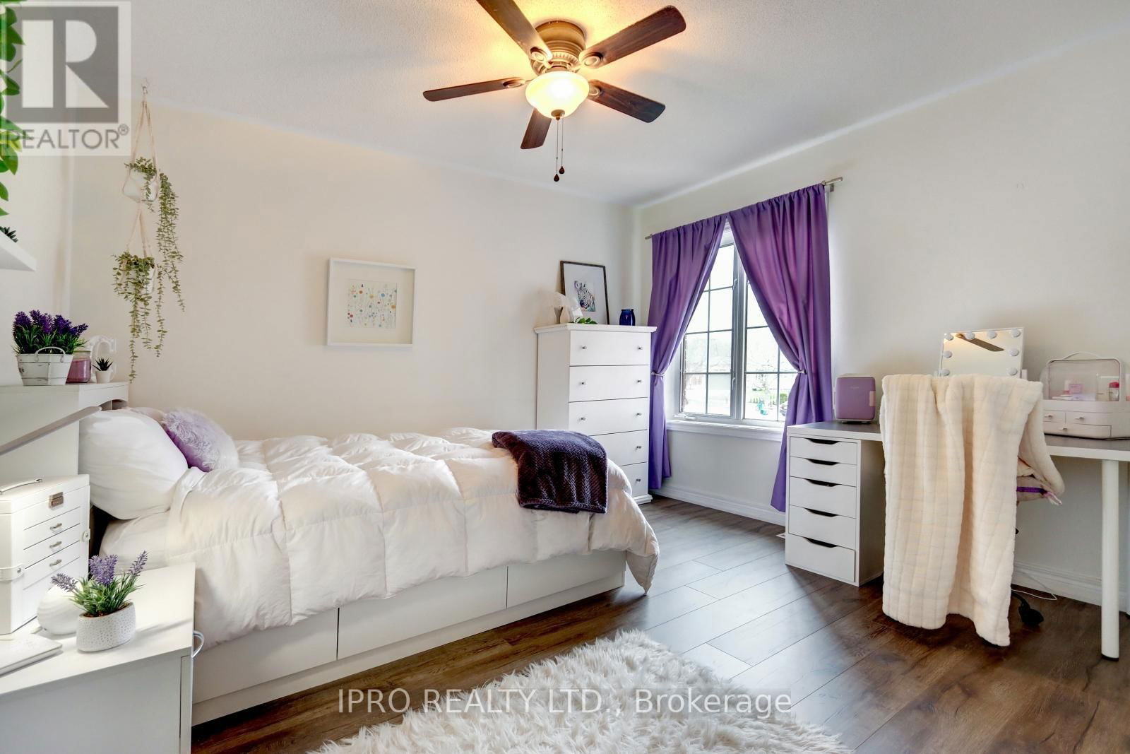10 BERTON BOULEVARD Image 25
