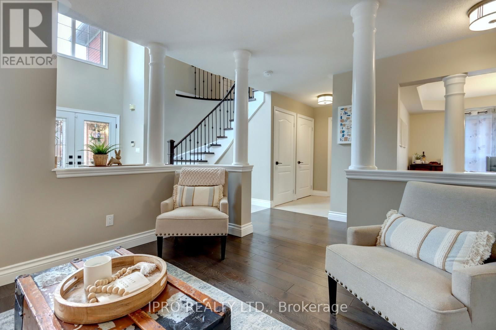 10 BERTON BOULEVARD Image 7