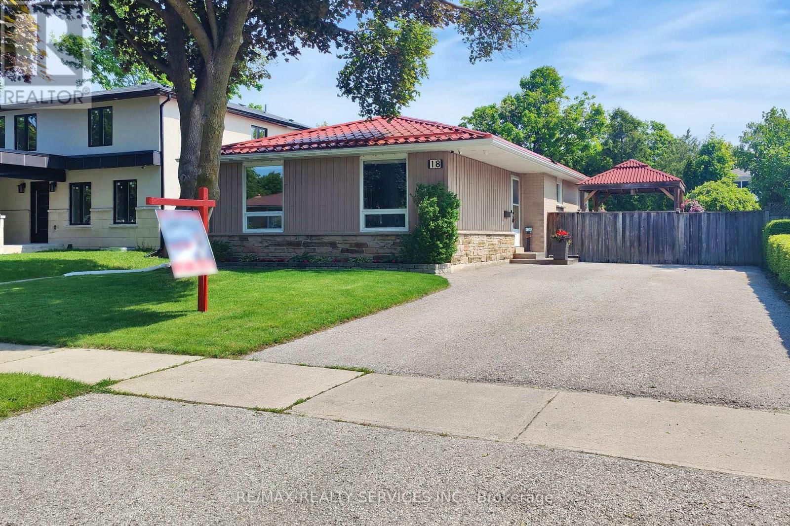 18 HEGGIE ROAD Image 2