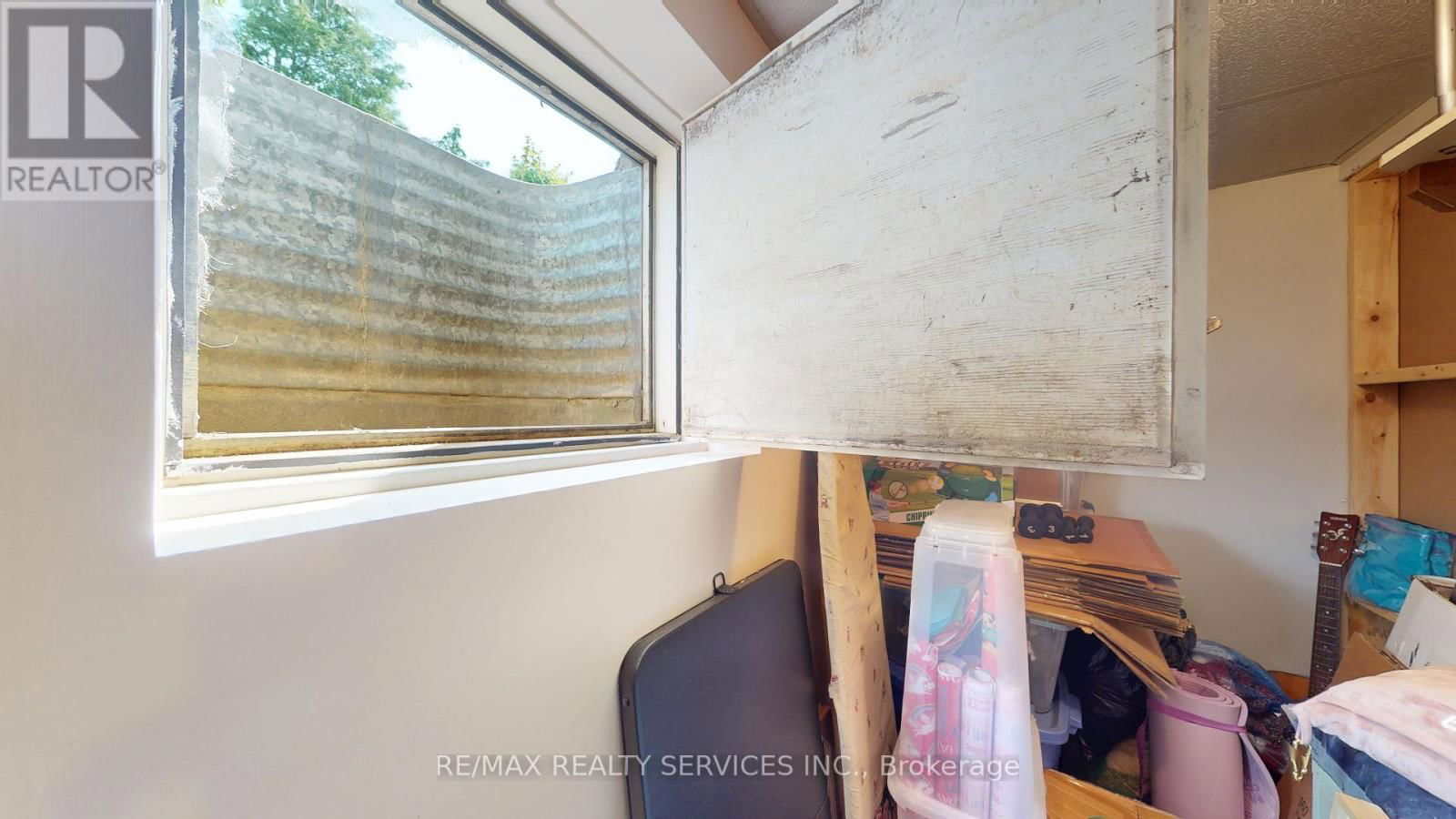 18 HEGGIE ROAD Image 32