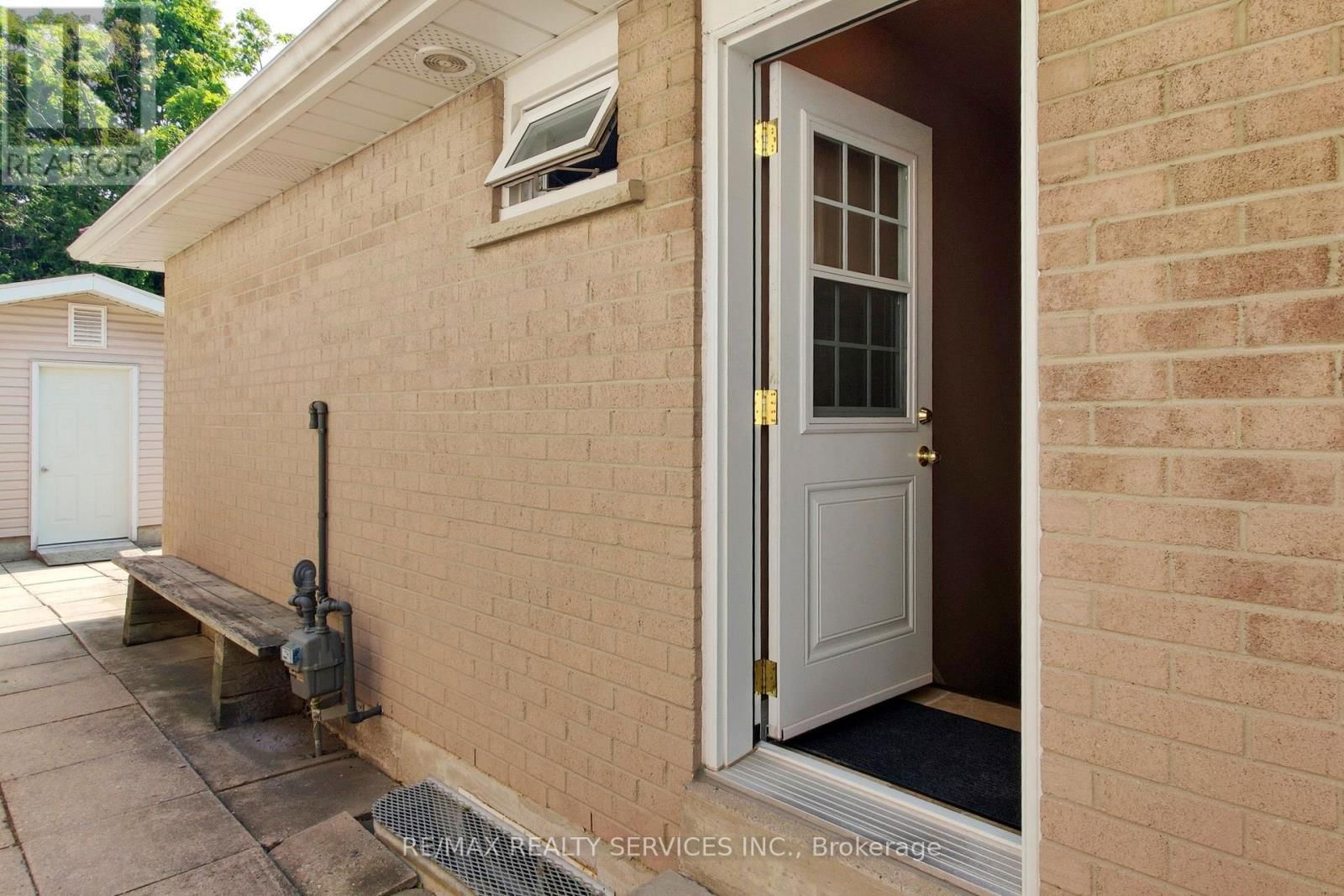 18 HEGGIE ROAD Image 39