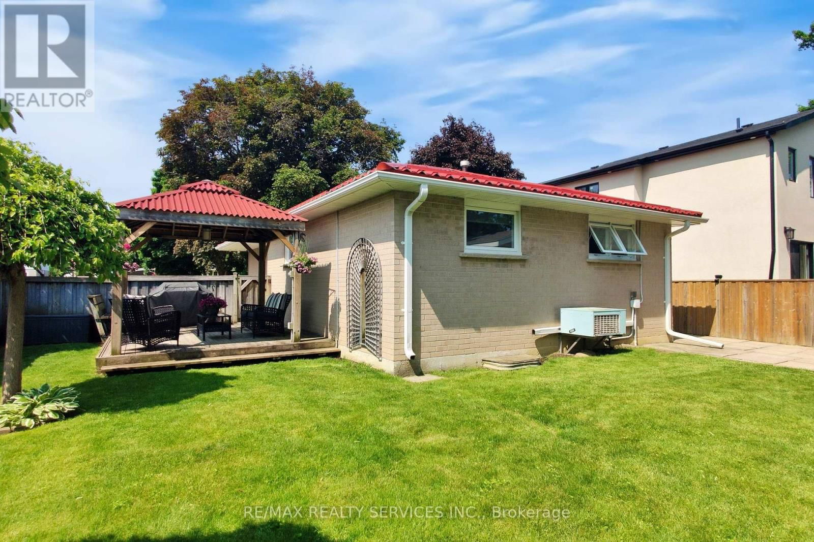 18 HEGGIE ROAD Image 42