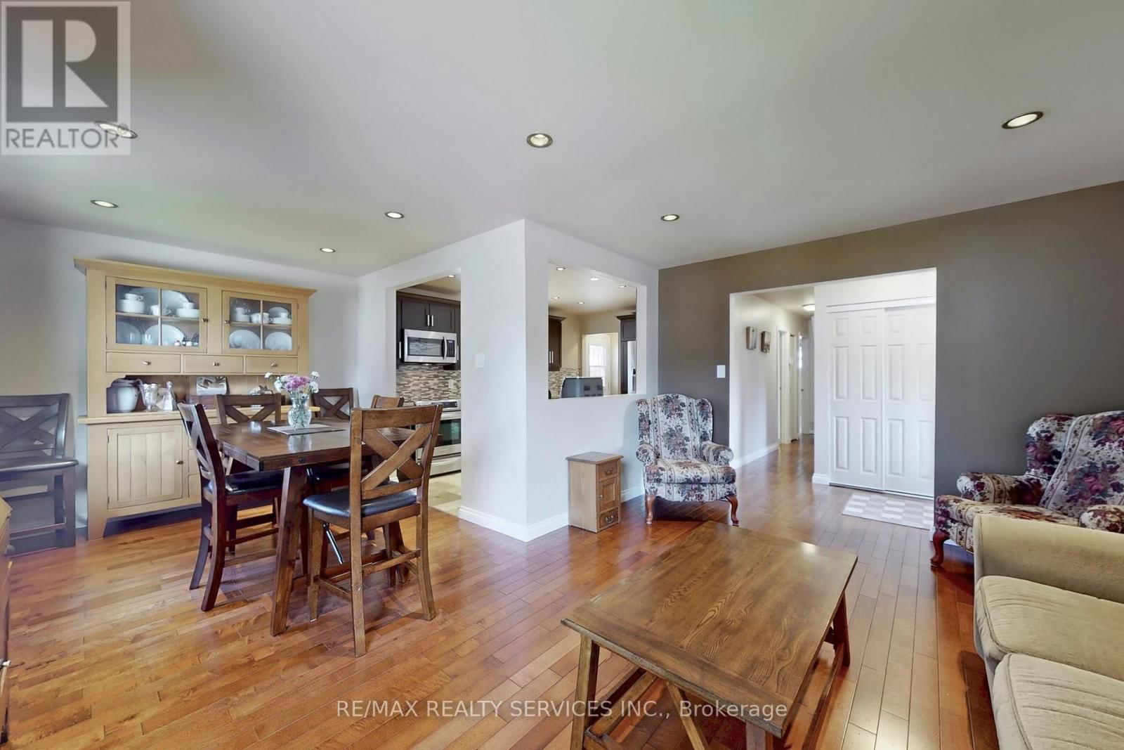 18 HEGGIE ROAD Image 8