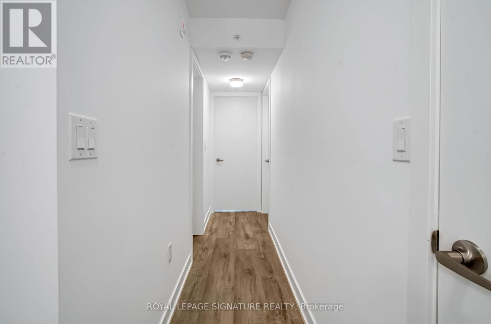 7 - 3492 WIDDICOMBE WAY Image 25