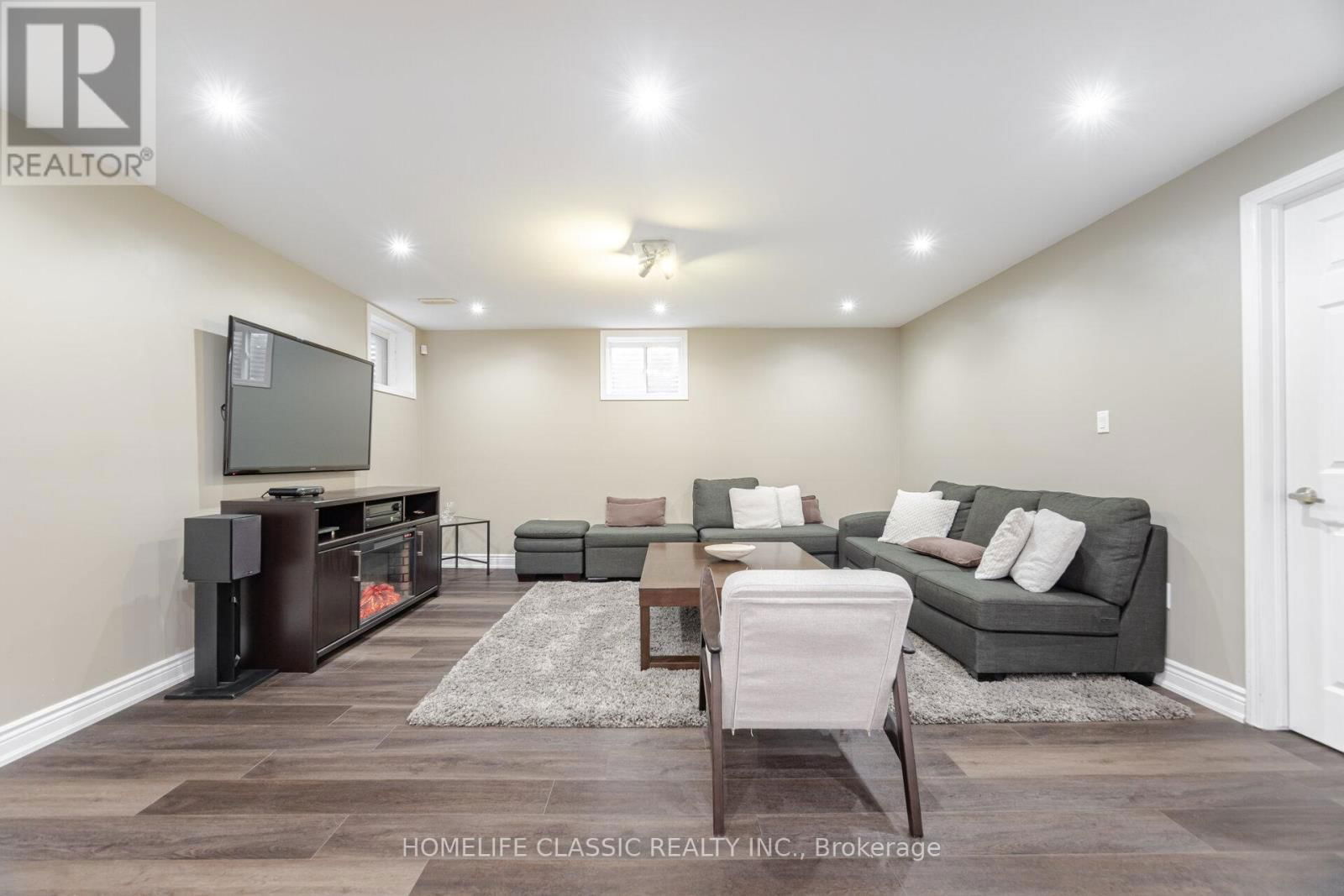 141 WILLET TERRACE Image 40
