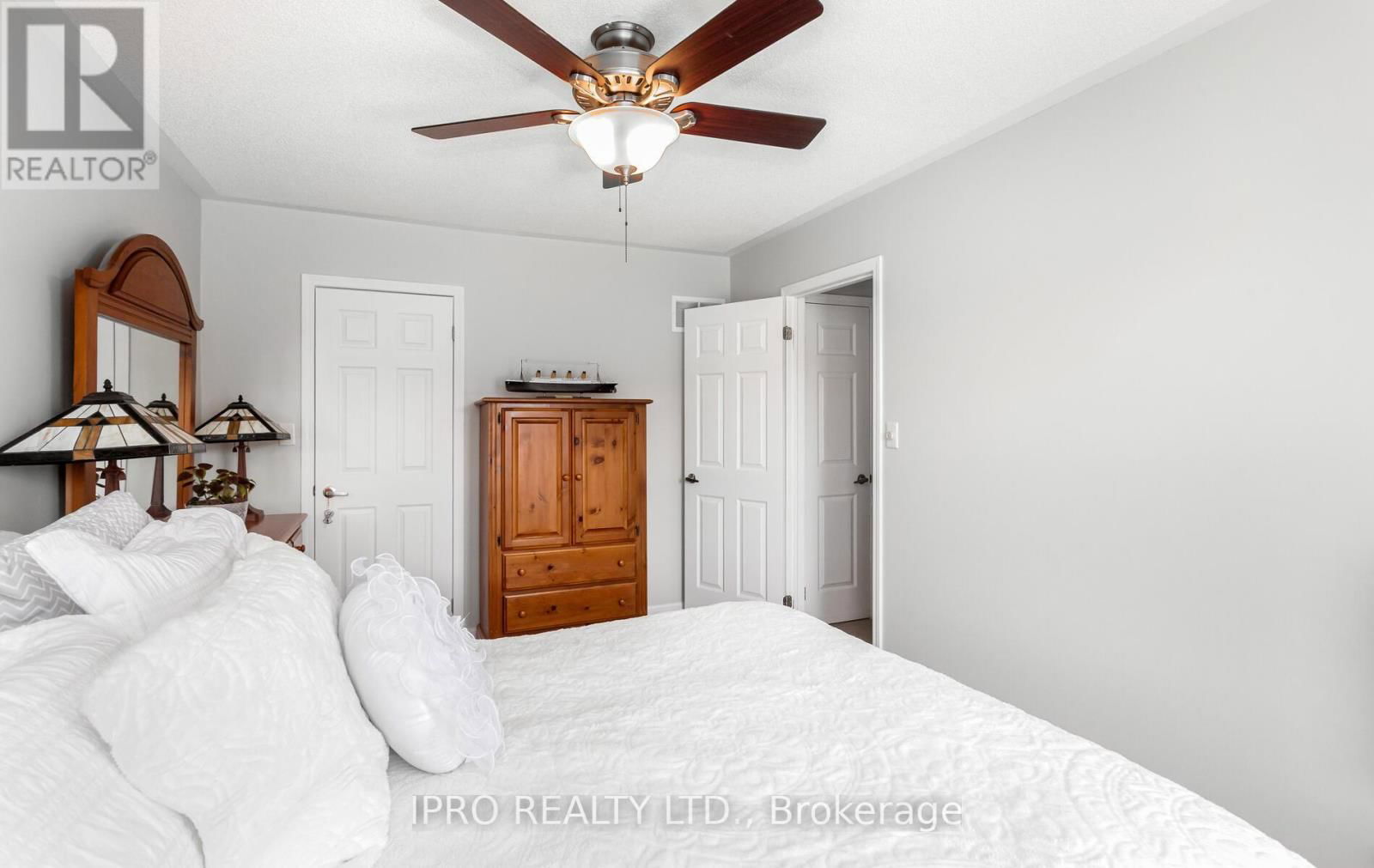 1183 BARNARD DRIVE Image 27