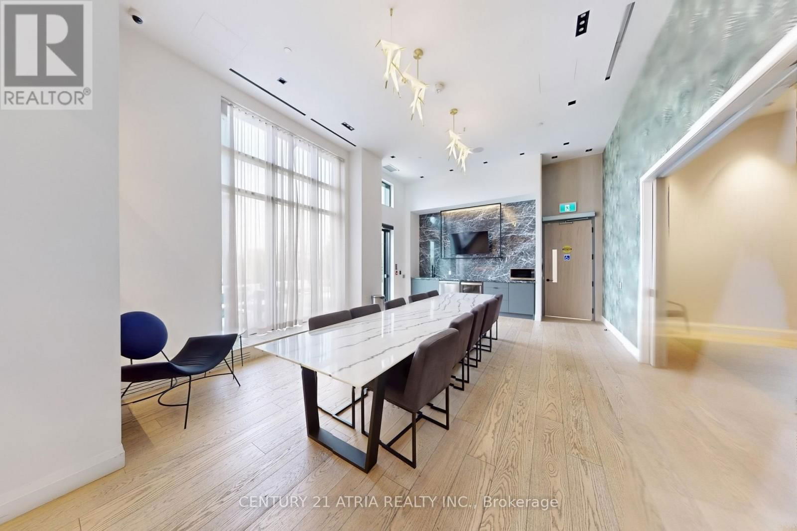 217 - 60 GEORGE BUTCHART DRIVE Image 35