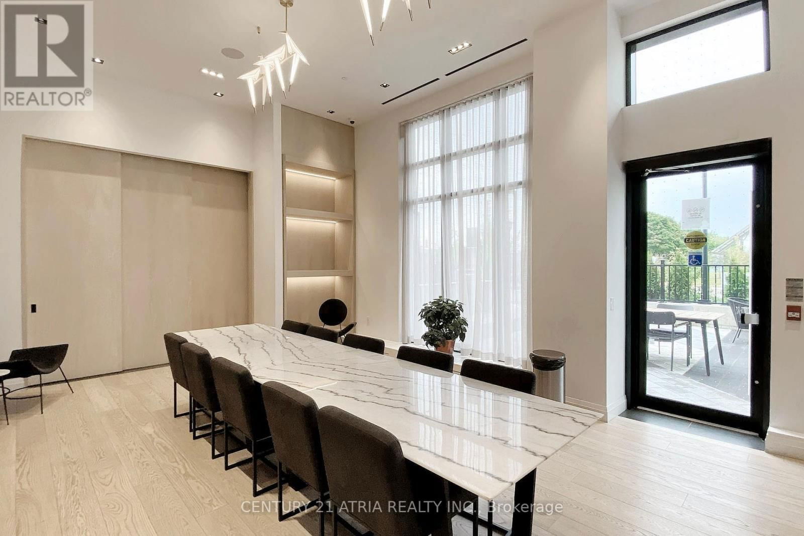 217 - 60 GEORGE BUTCHART DRIVE Image 36
